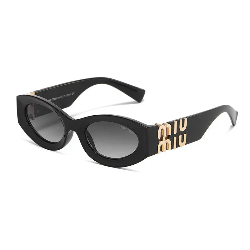 Retro cat-eye sunglassess