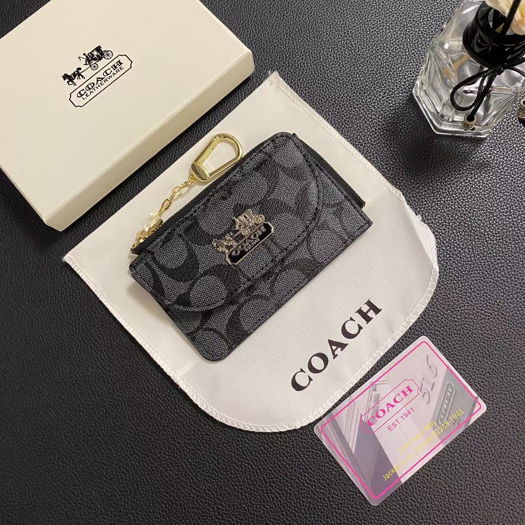 Chic CO Timeless Classic Card Holder Wallet with Sleek Designs