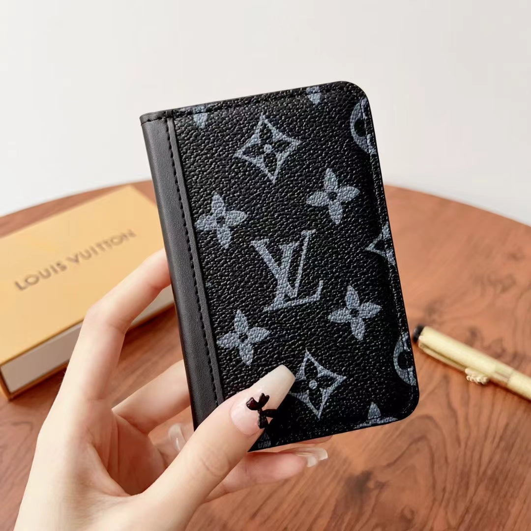 Elegant LV Checkered & Monogram Walletss