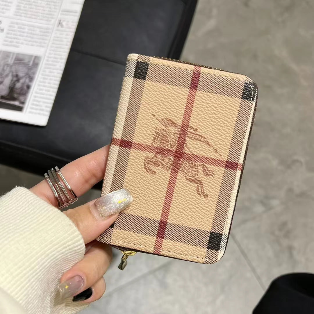Luxury Monogram Zipper Wallet Collection – LV, GG, and BBRs