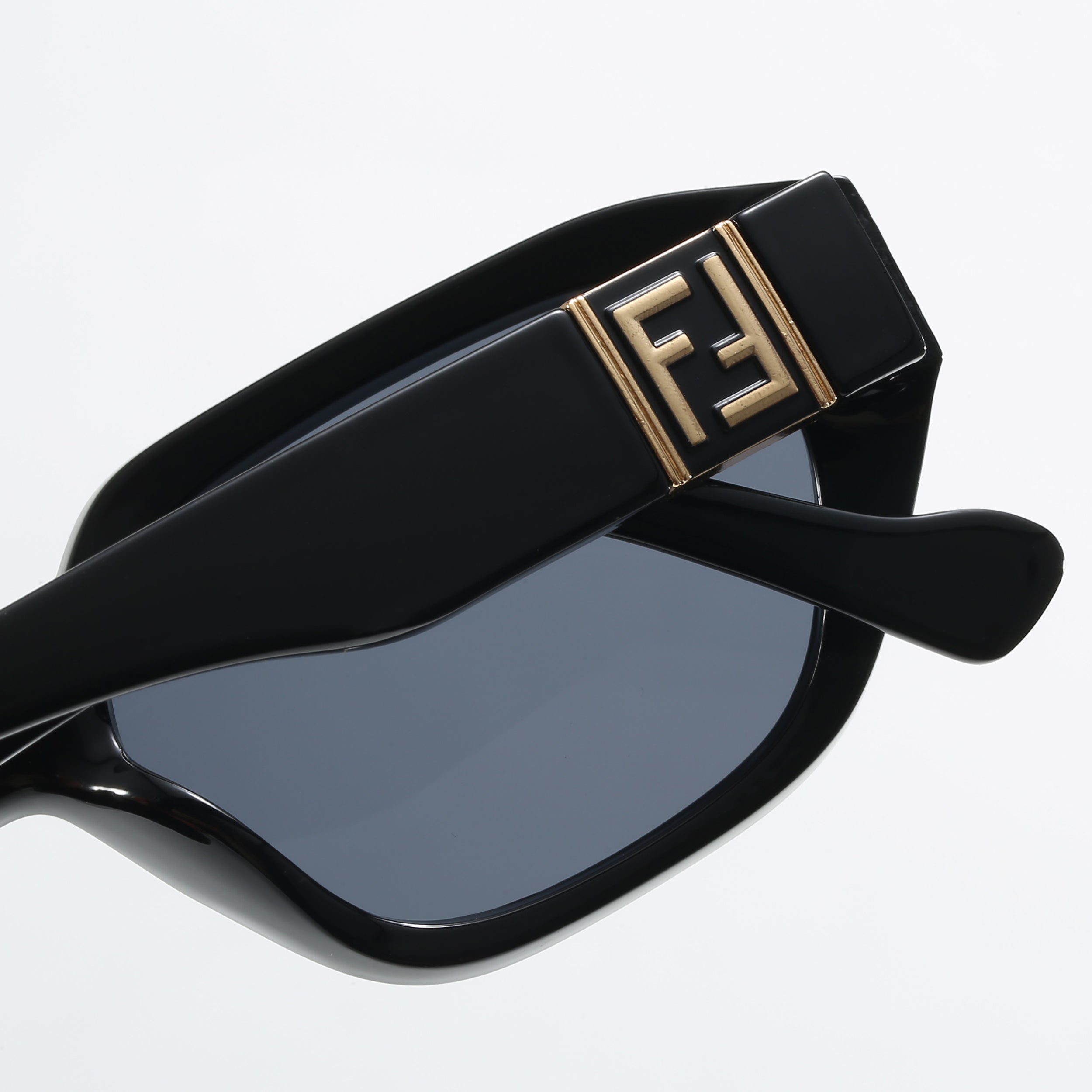 Hexagonal Cat Eye Sunglasses 58033s