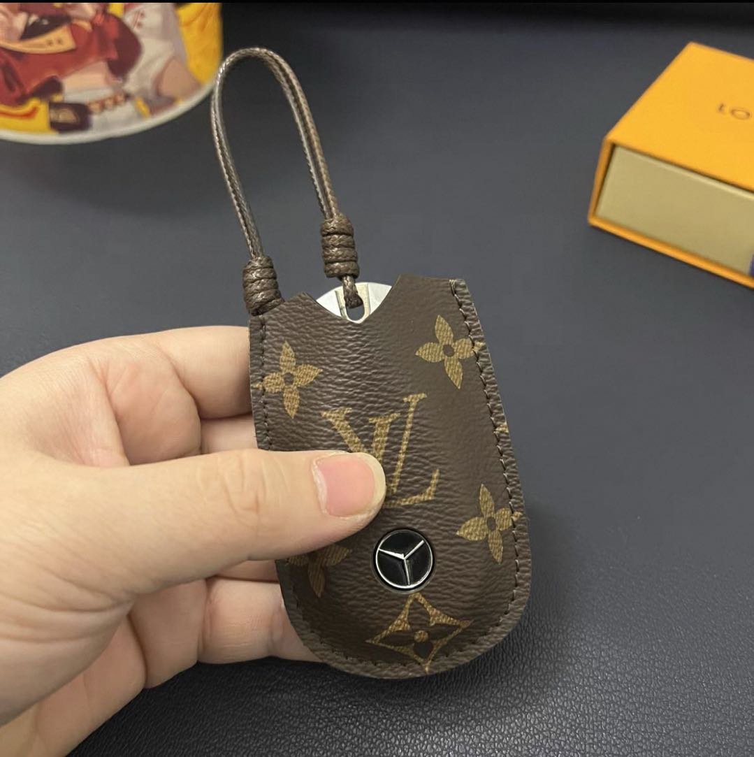 Luxury Leather Smart Key Cover – Designed for Audi, BMW, Benz, Lincoln & VW 🚗✨s