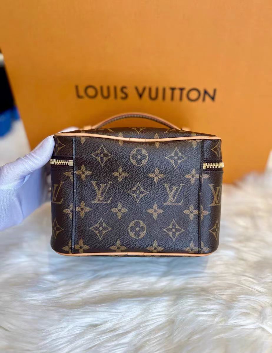 Premium Cosmetic Bag-1-2