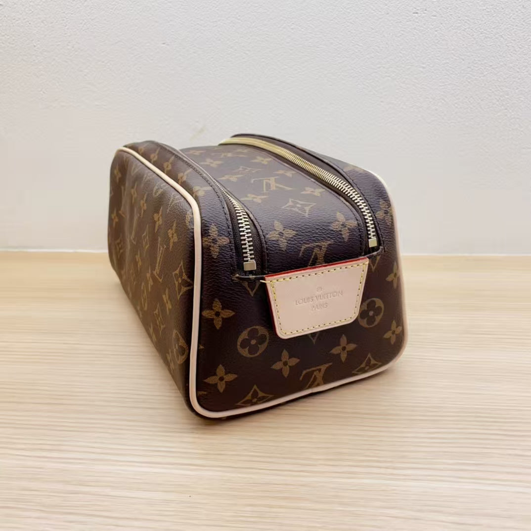 Premium Cosmetic Bag-01-1