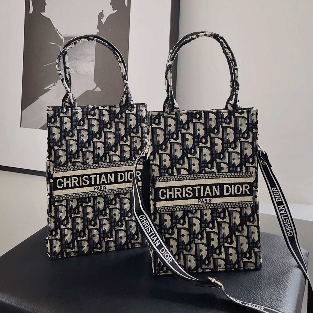 Classic Tote Bag With Crossbody Strap-1-2