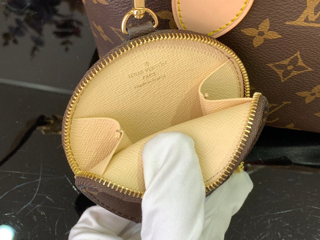 Classic Brown Leather Neverfull Handbag With Earphone Cover