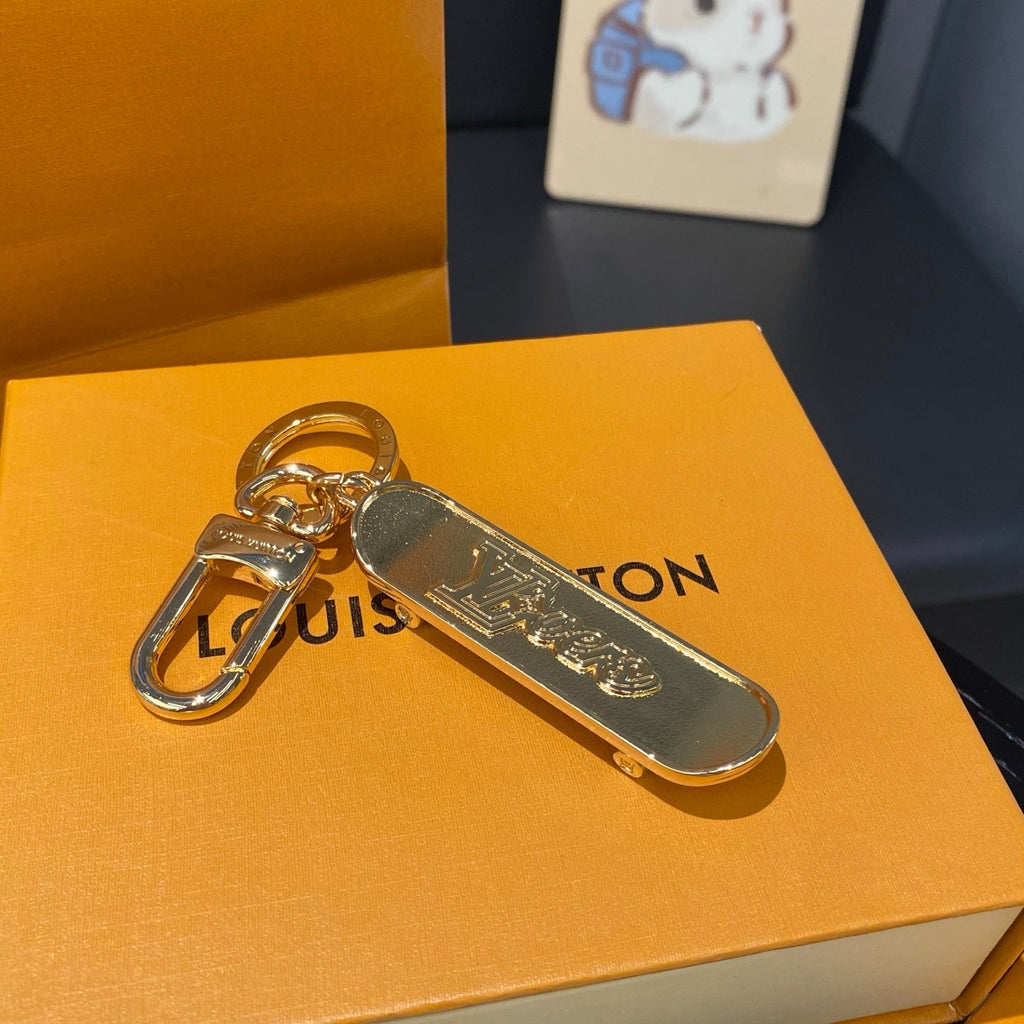 Luxury hanging ornament/keychain L-007s