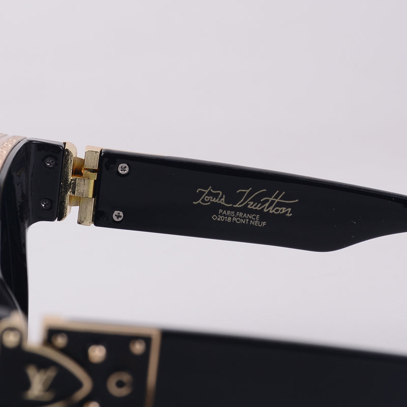 Fashion Sunglasses—96008s