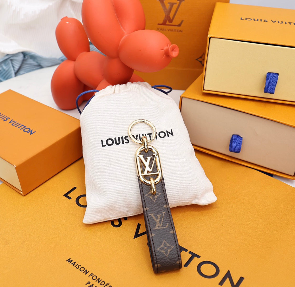 Fashion keychains