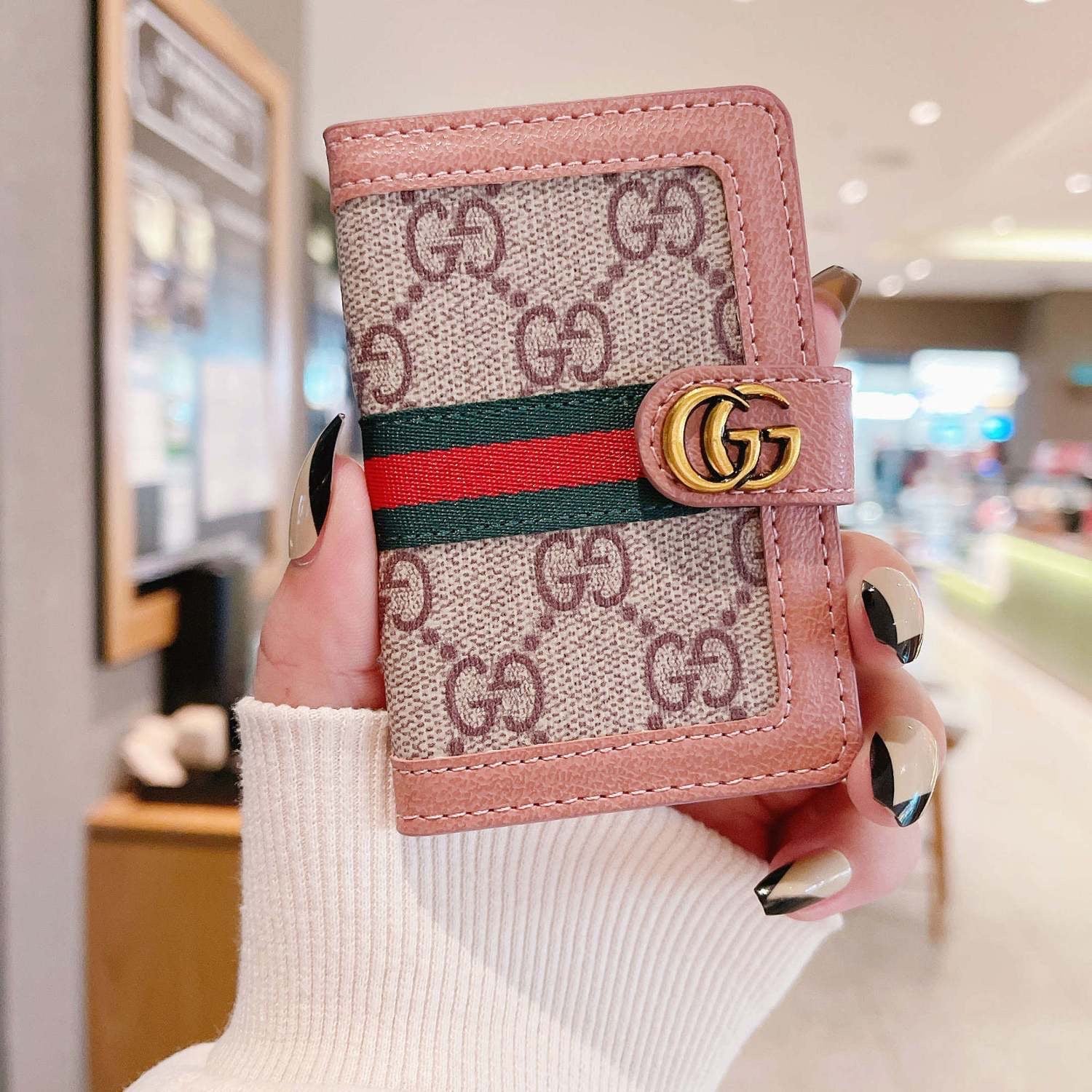 Retro Printed Card Holder