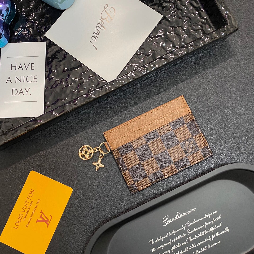 Trendy Chain Coin Card Holder