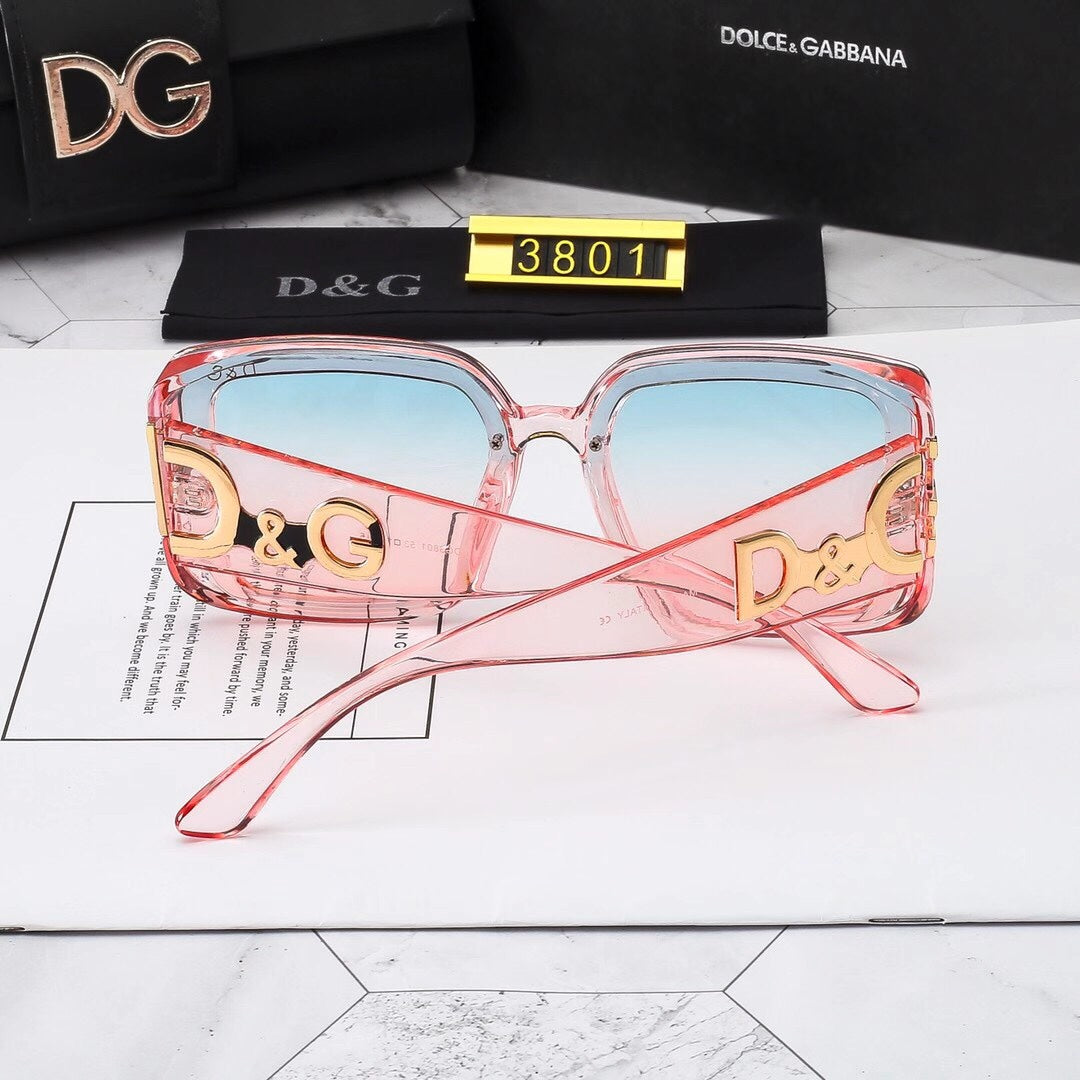 Woman's Thick Frame Fashion Sunglasses 3801s