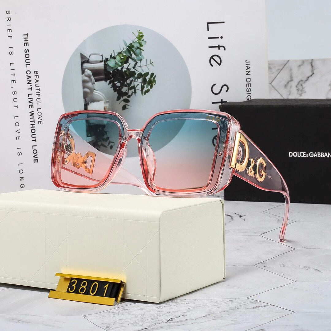 Woman's Thick Frame Fashion Sunglasses 3801s