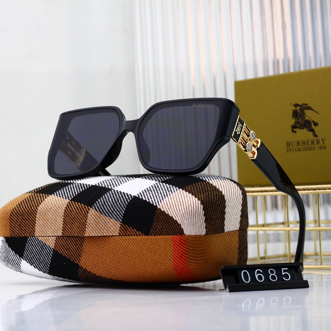 Fashion hot 7 color sunglasses 0685s
