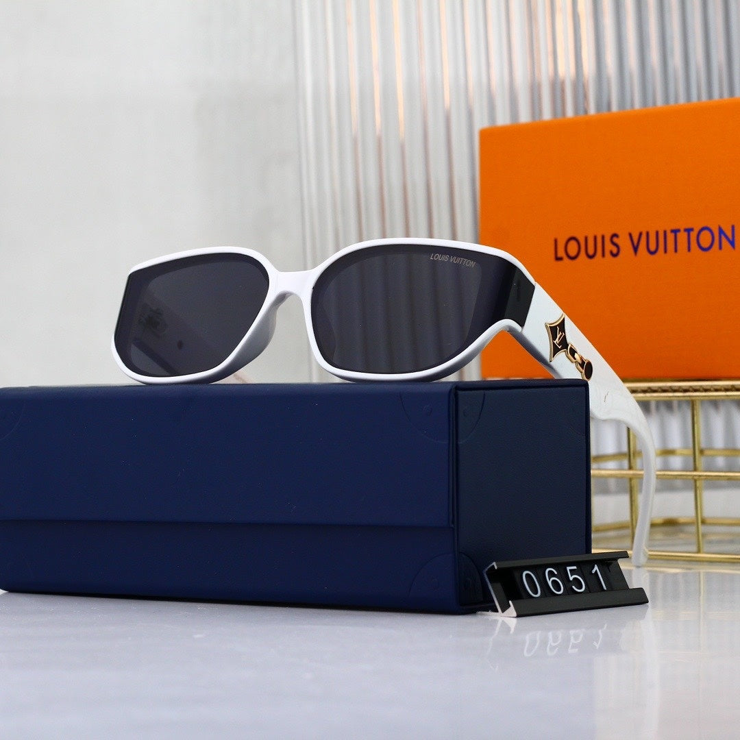 Fashion hot 7 color sunglasses 0651s