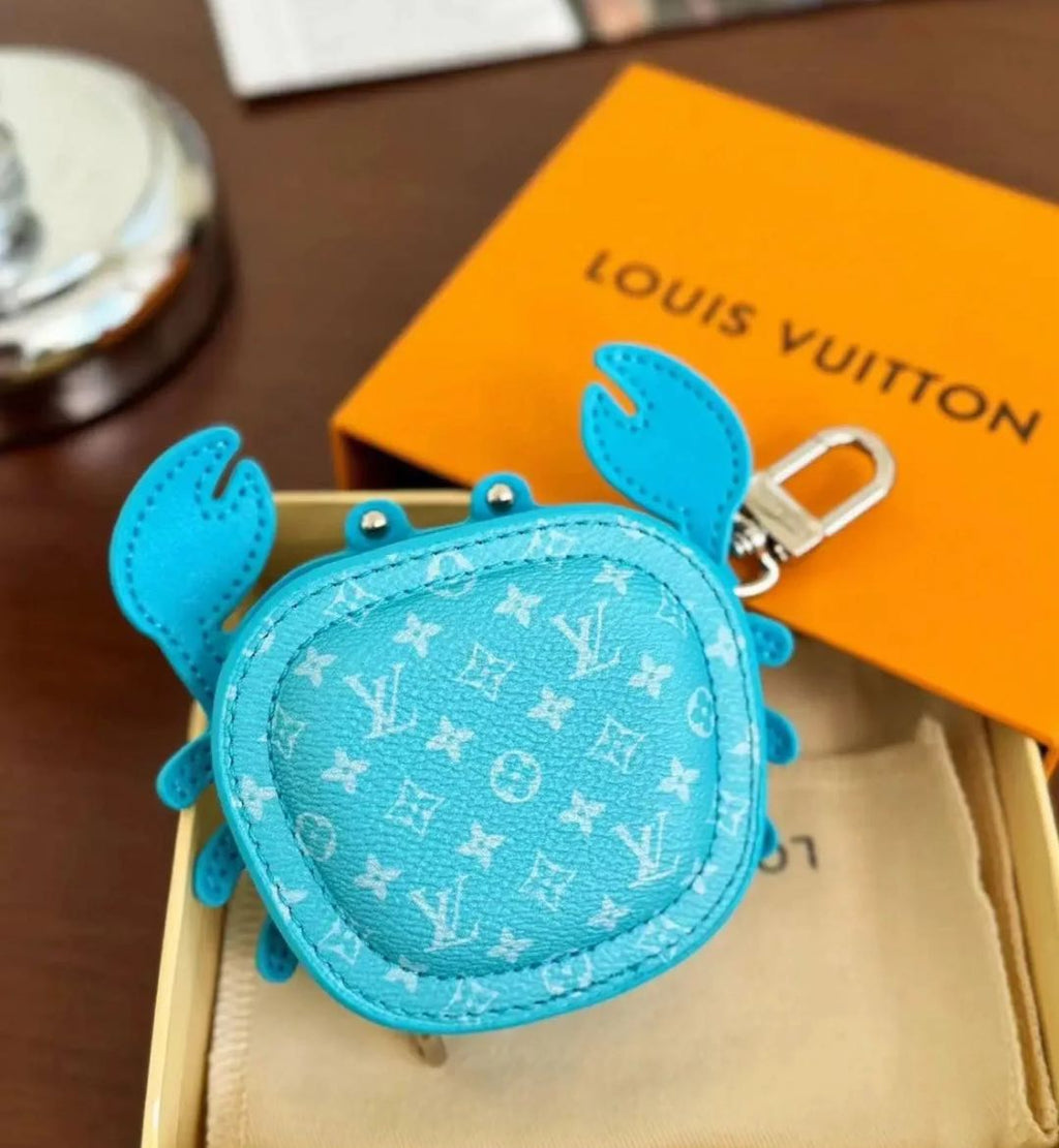 L- Designed Zippered Earphone Storage Pendants