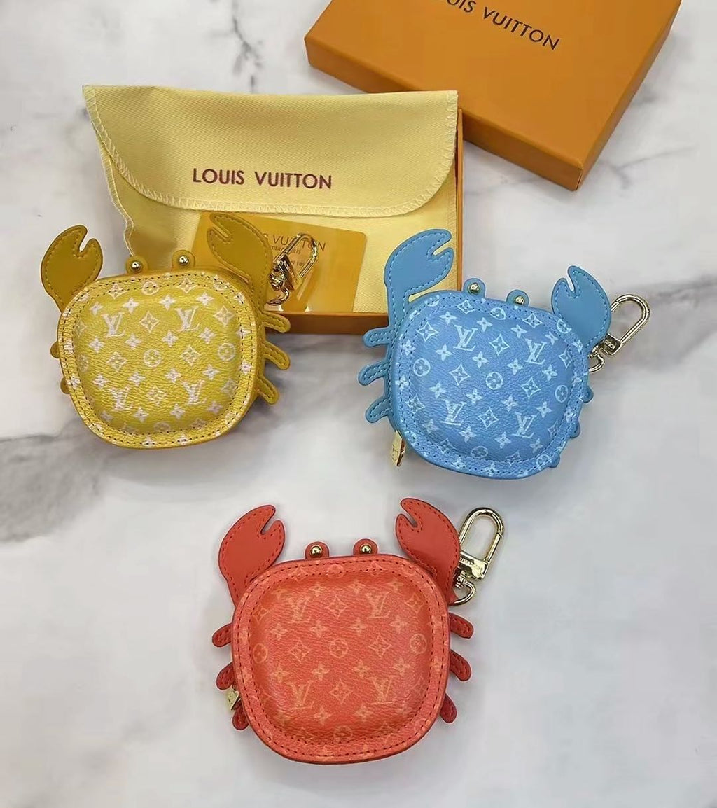 L- Designed Zippered Earphone Storage Pendants