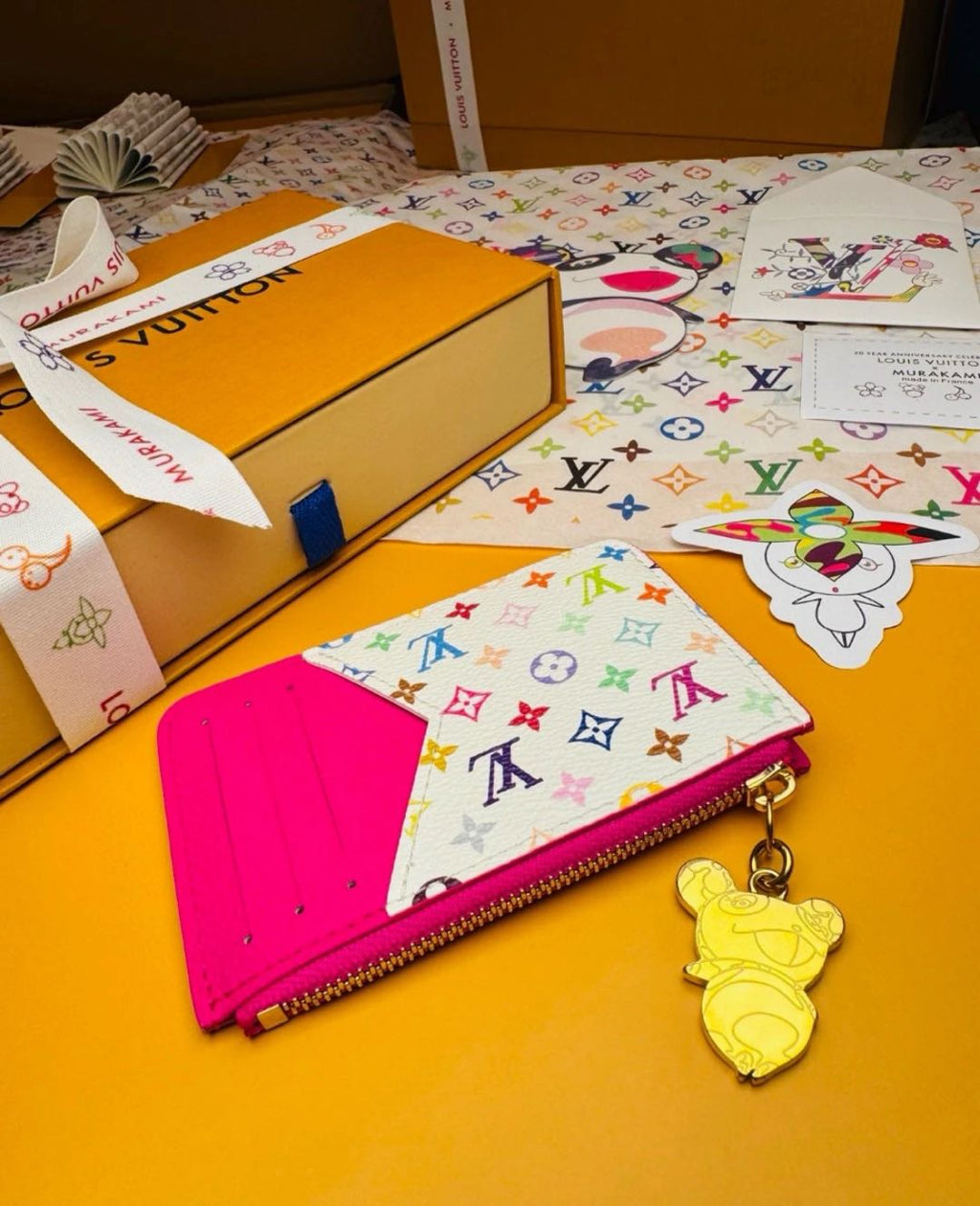L--Inspired Card Holder Wallet: Chic & Functional!s