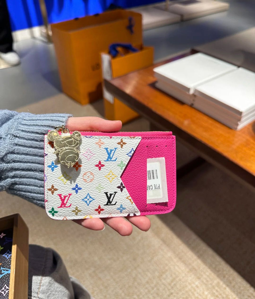 L--Inspired Card Holder Wallet: Chic & Functional!s